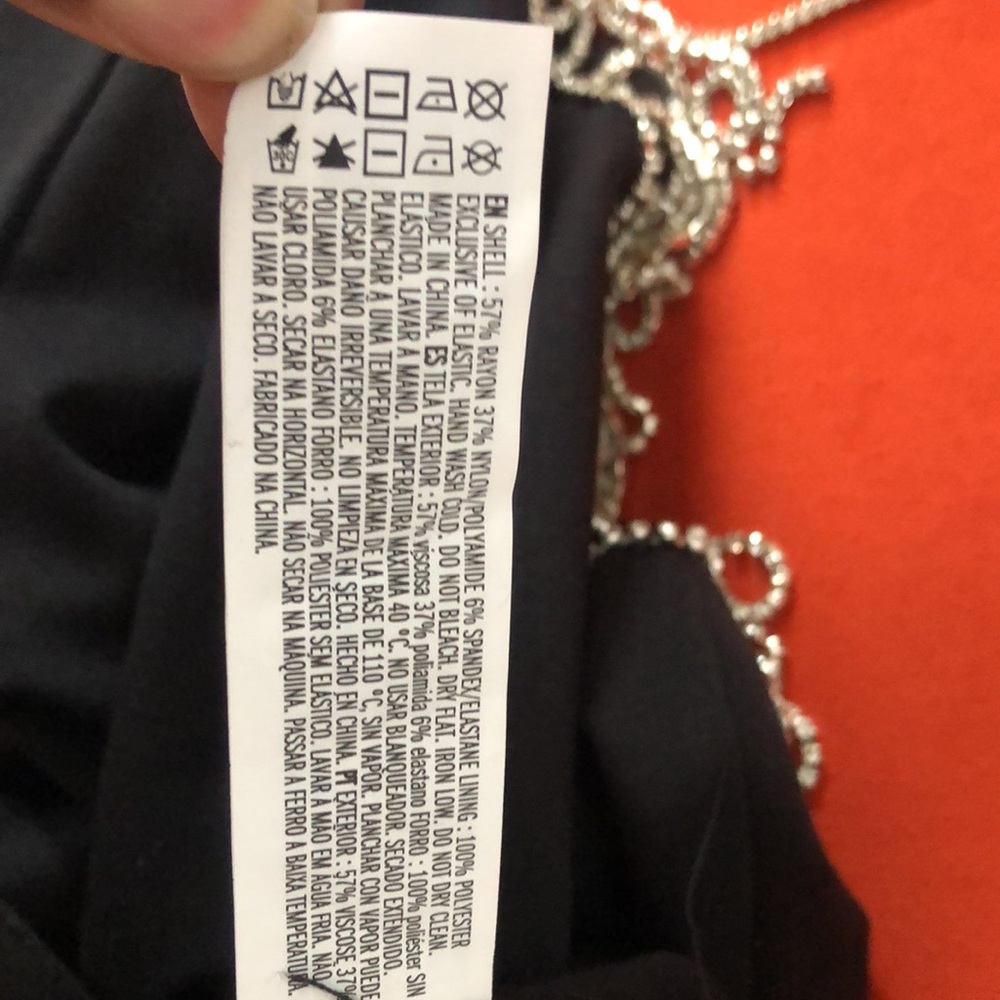 Forever 21 Plus Jumper - Picture 9 of 10
